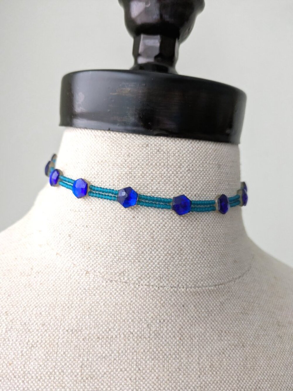 90s vtg artisan austrian bead choker neckalce - Picture 2 of 4